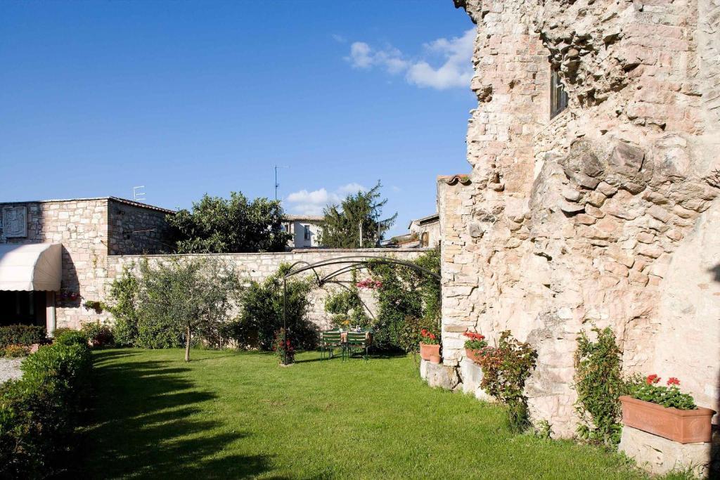 Il Turrione Apartment Асизи Екстериор снимка