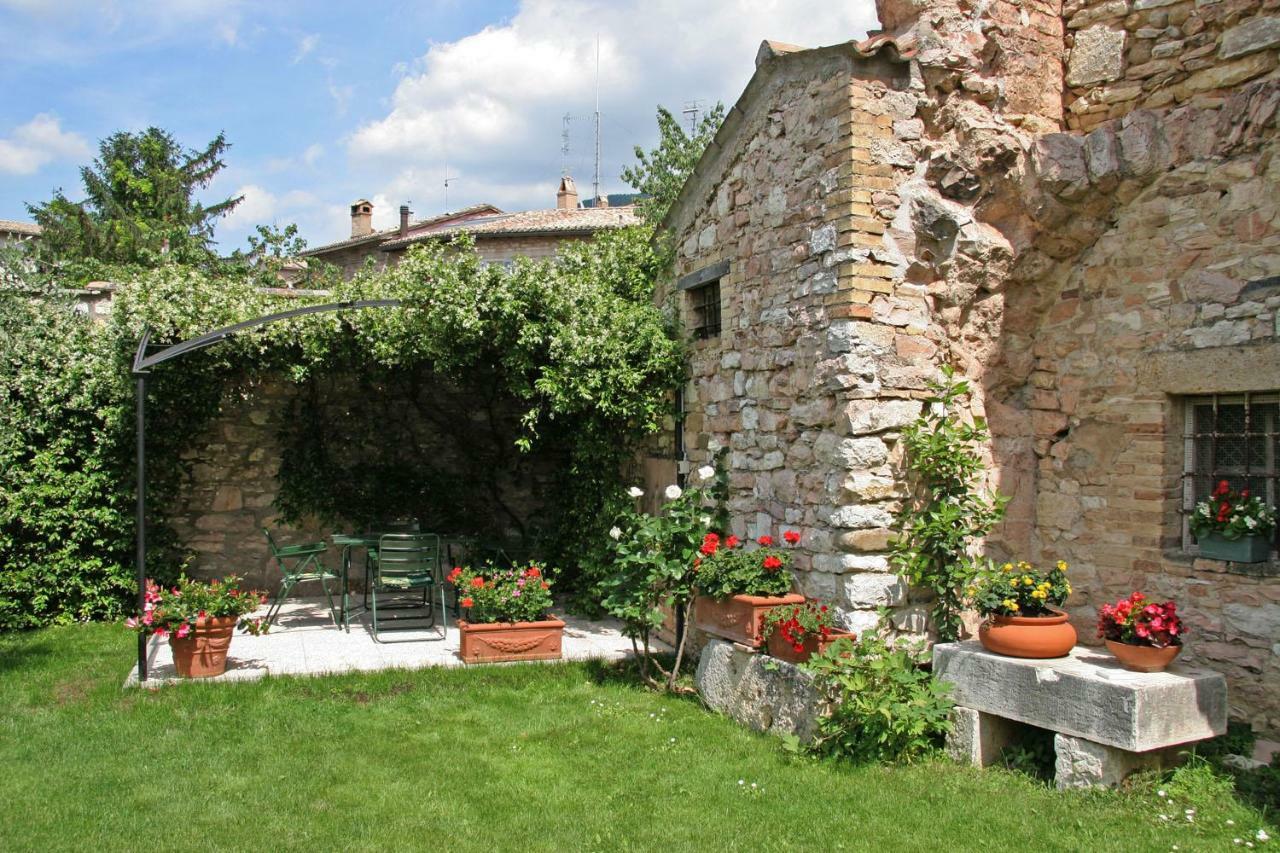 Il Turrione Apartment Асизи Екстериор снимка